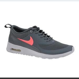 Nike Youth Air Max Thea Gray and Coral Sneakers, EUC, Youth Size 7, MSRP $99